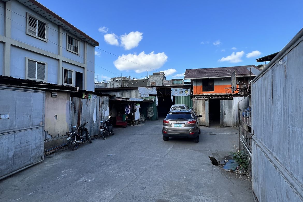 Warehouse / Factory for Rent in Calzada, Taguig, Metro Manila