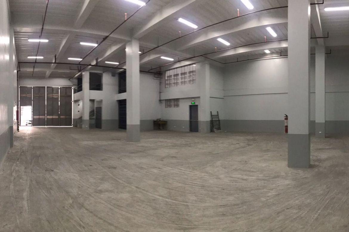 Warehouse / Factory for Rent in Central, Quezon City, Metro Manila photo 2