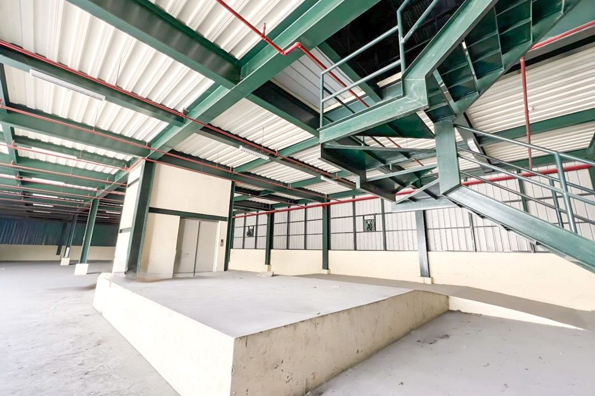 Warehouse / Factory for Rent in Ibayo-Tipas, Taguig, Metro Manila photo 7