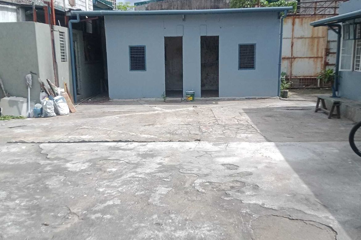 Warehouse / Factory for Rent in Milagrosa, Quezon City, Metro Manila photo 3