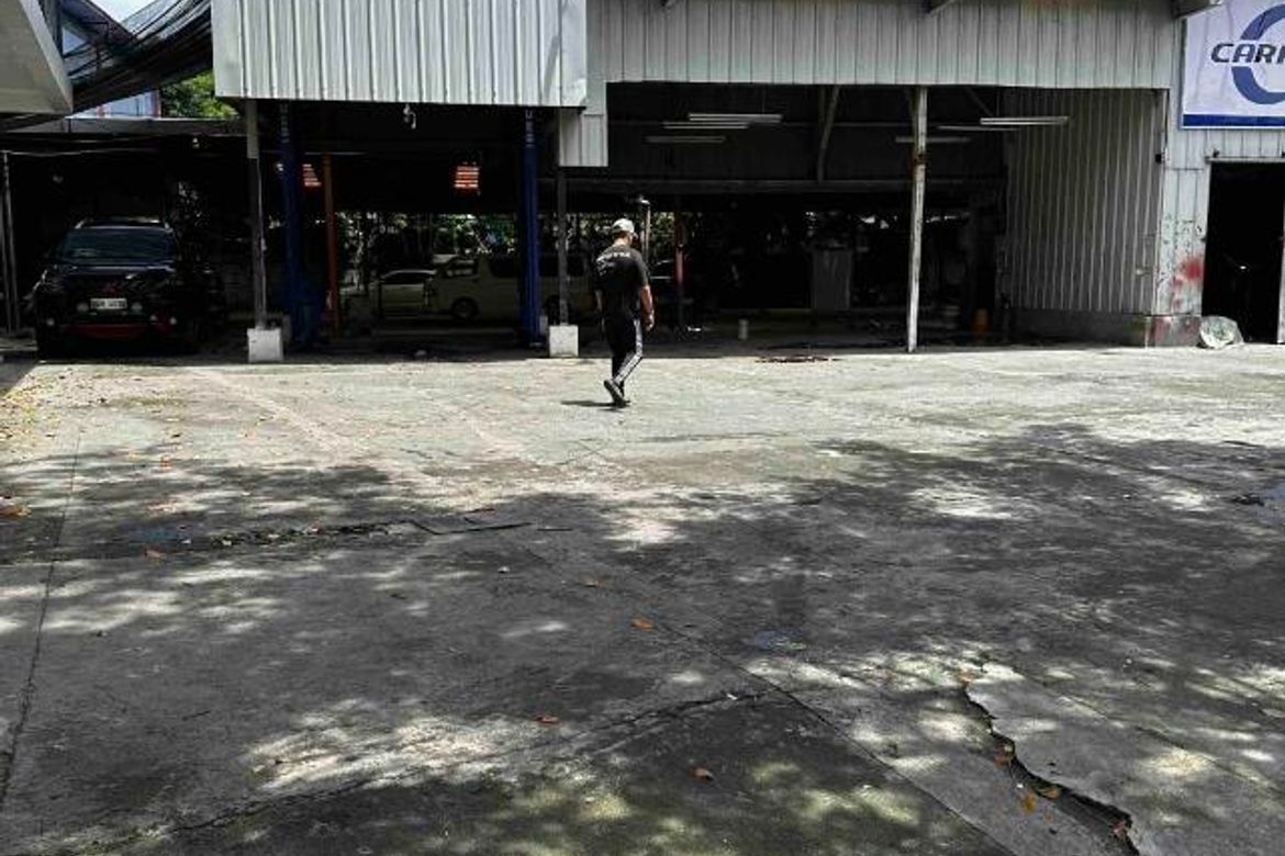 Warehouse / Factory for Rent in Moonwalk, Parañaque, Metro Manila