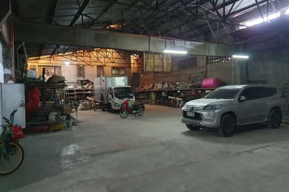 Warehouse / Factory for Rent in Plainview, Mandaluyong, Metro Manila near MRT-3 Boni