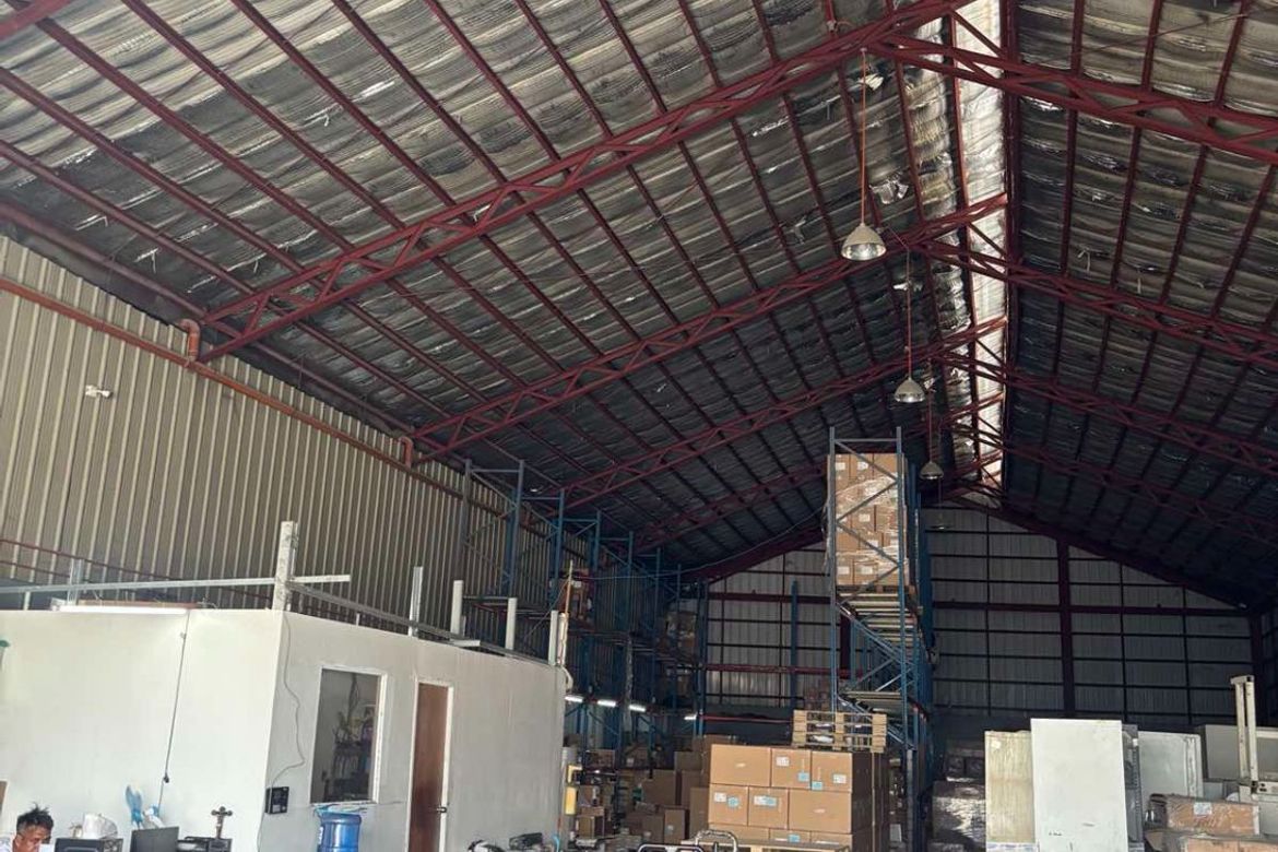 Warehouse / Factory for Rent in San Dionisio, Parañaque, Metro Manila photo 3