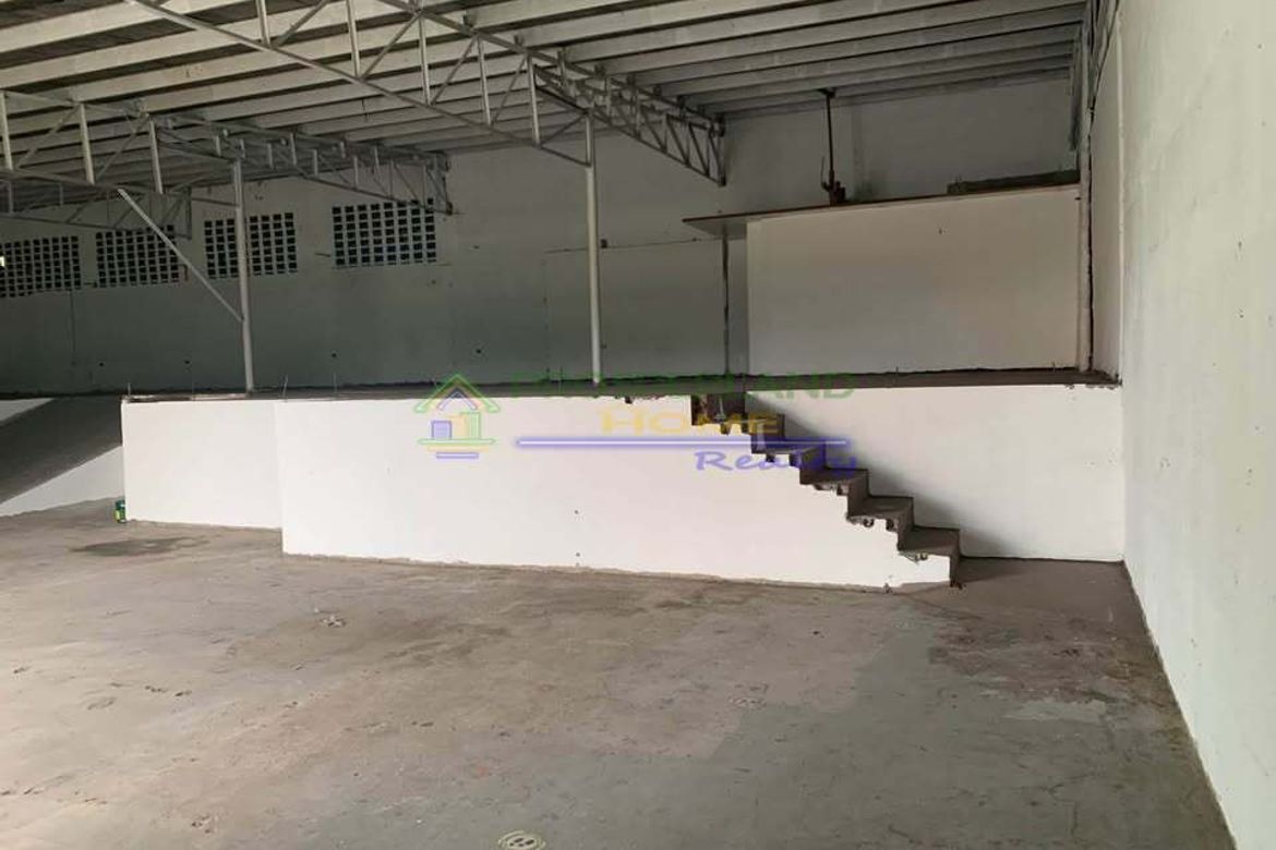 Warehouse / Factory for Rent in San Nicolas, Pasig, Metro Manila photo 3