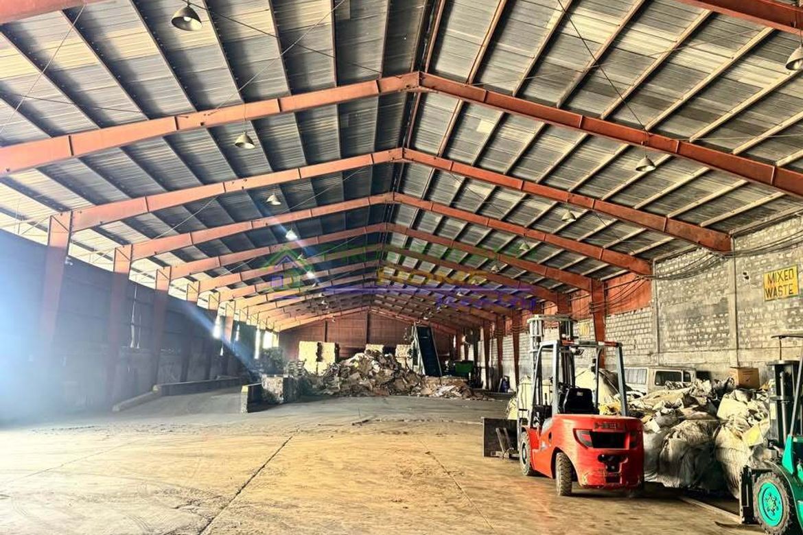 Warehouse / Factory for Rent in San Nicolas, Pasig, Metro Manila photo 3