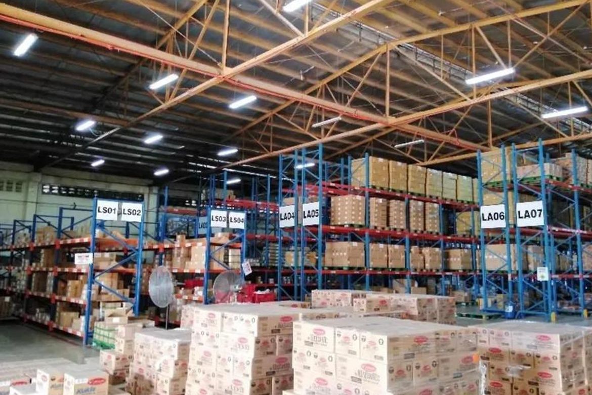 Warehouse / Factory for Rent in San Nicolas, Pasig, Metro Manila photo 2