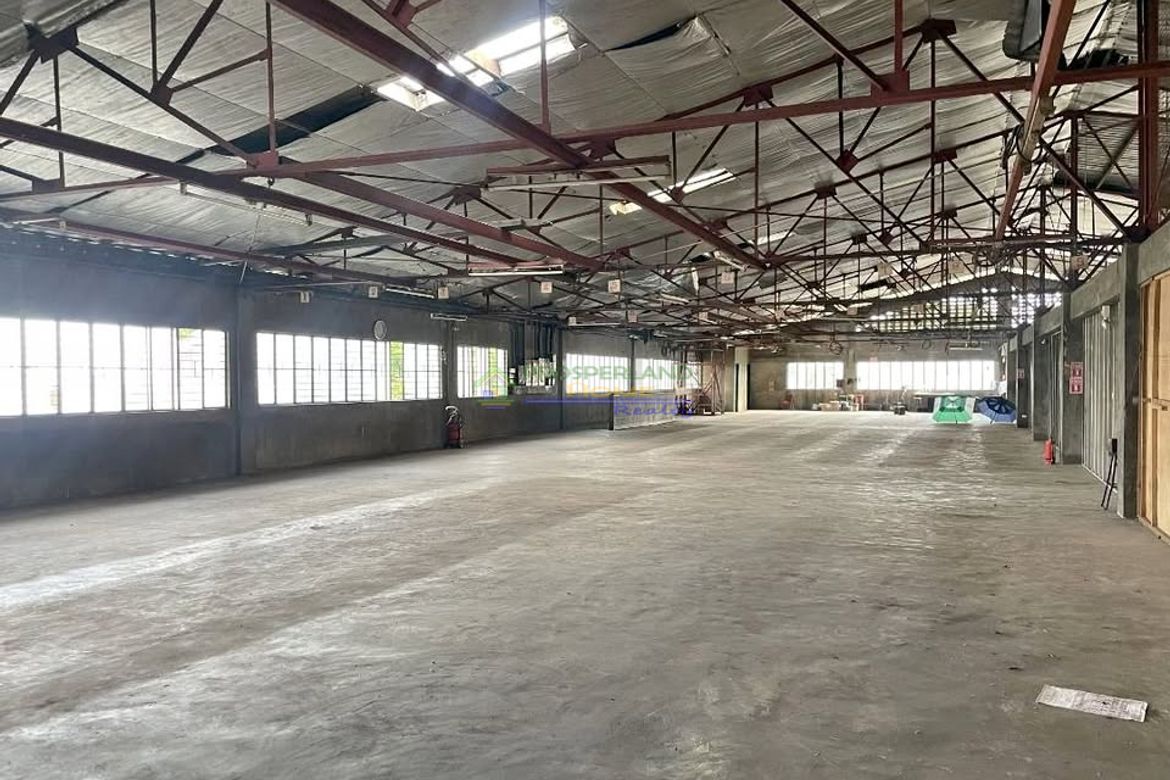 Warehouse / Factory for Rent in San Nicolas, Pasig, Metro Manila photo 3
