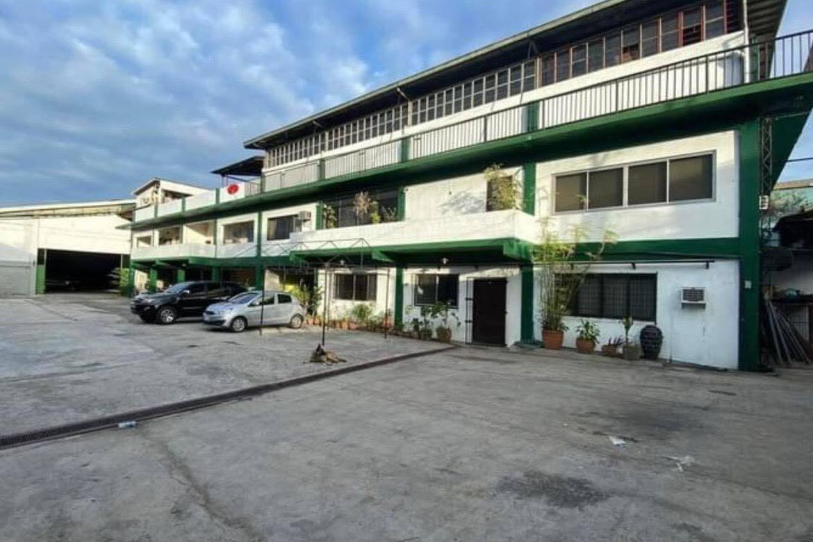 Warehouse / Factory for Sale in Baesa, Quezon City, Metro Manila
