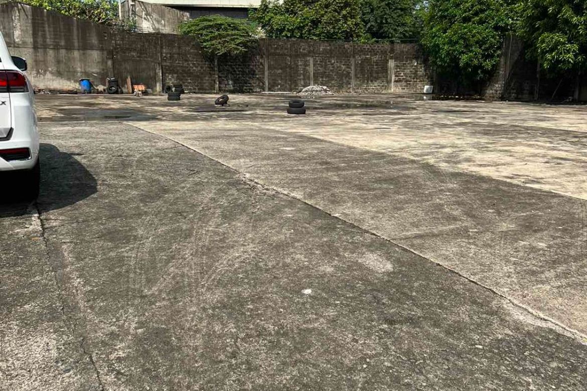Warehouse / Factory for Sale in Balingasa, Quezon City, Metro Manila near LRT-1 Balintawak – photo 3
