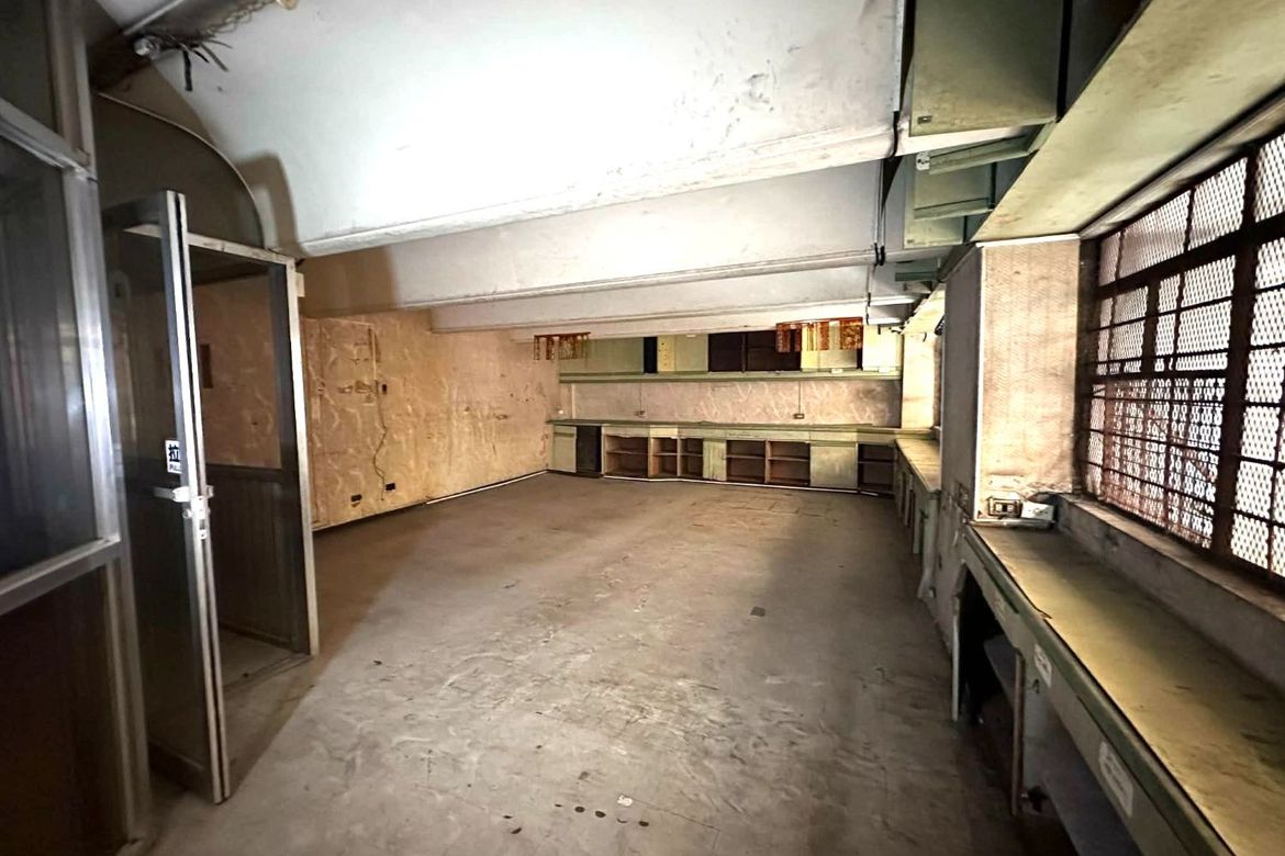 Warehouse / Factory for Sale in Binondo, Manila, Metro Manila near LRT-1 Carriedo – photo 4