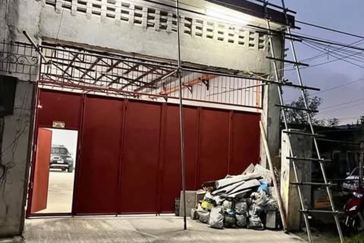 Warehouse / Factory for Sale in Don Galo, Parañaque, Metro Manila