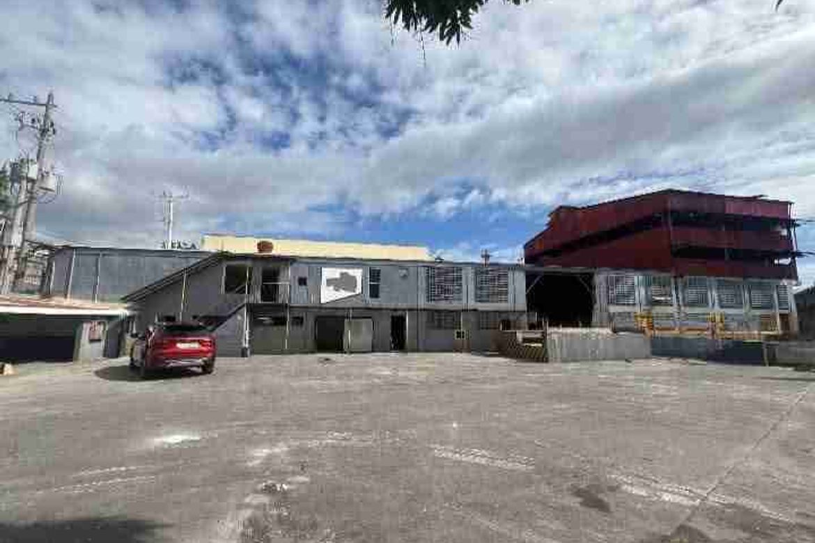 Warehouse / Factory for Sale in Marcelo Green Village, Parañaque, Metro Manila