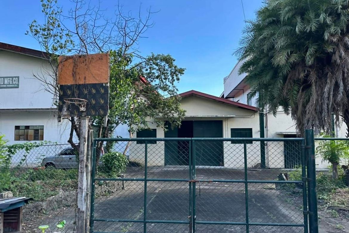 Warehouse / Factory for Sale in Merville, Parañaque, Metro Manila – photo 2