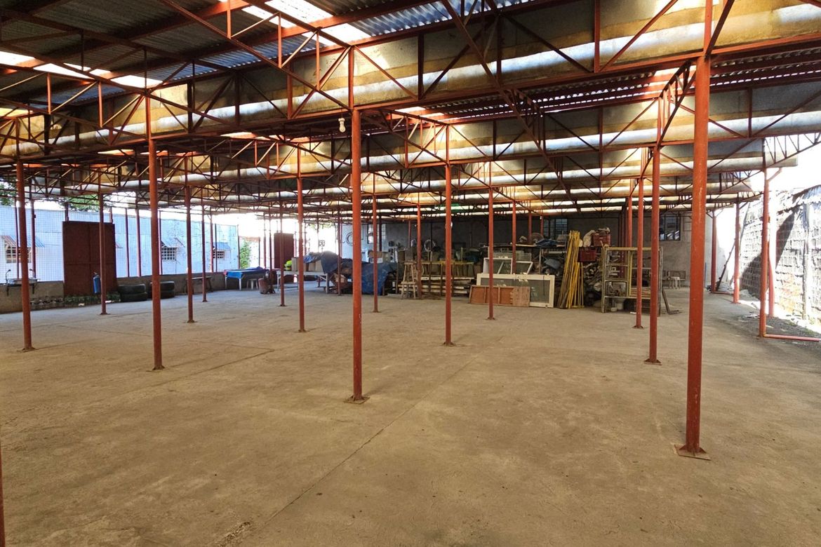 Warehouse / Factory for Sale in Moonwalk, Parañaque, Metro Manila – photo 2