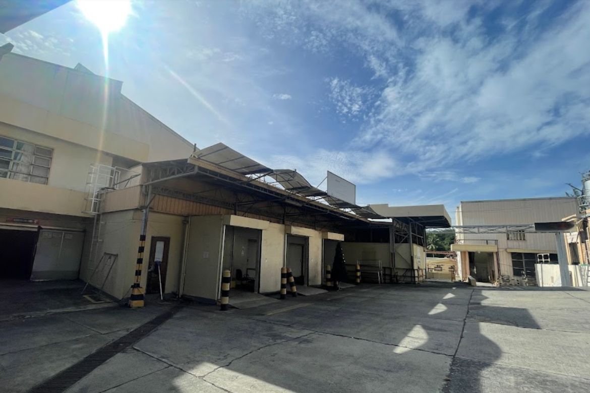 Warehouse / Factory for Sale in Poblacion, Muntinlupa, Metro Manila – photo 3