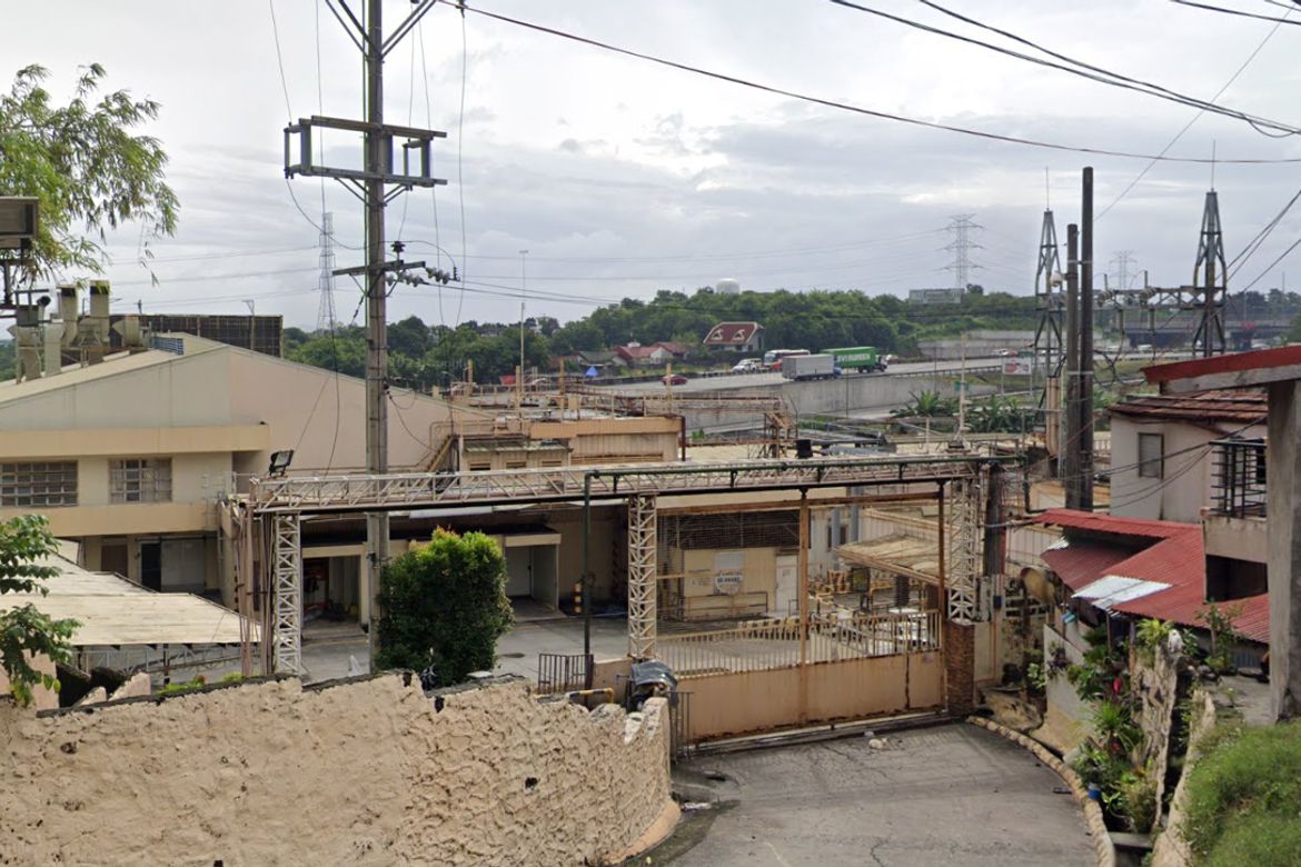 Warehouse / Factory for Sale in Poblacion, Muntinlupa, Metro Manila – photo 4