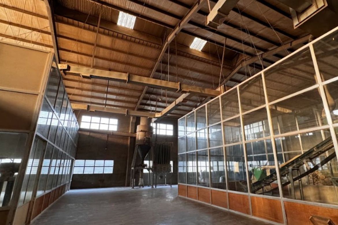 Warehouse / Factory for Sale in Quirino 3-A, Quezon City, Metro Manila near LRT-2 Anonas – photo 3