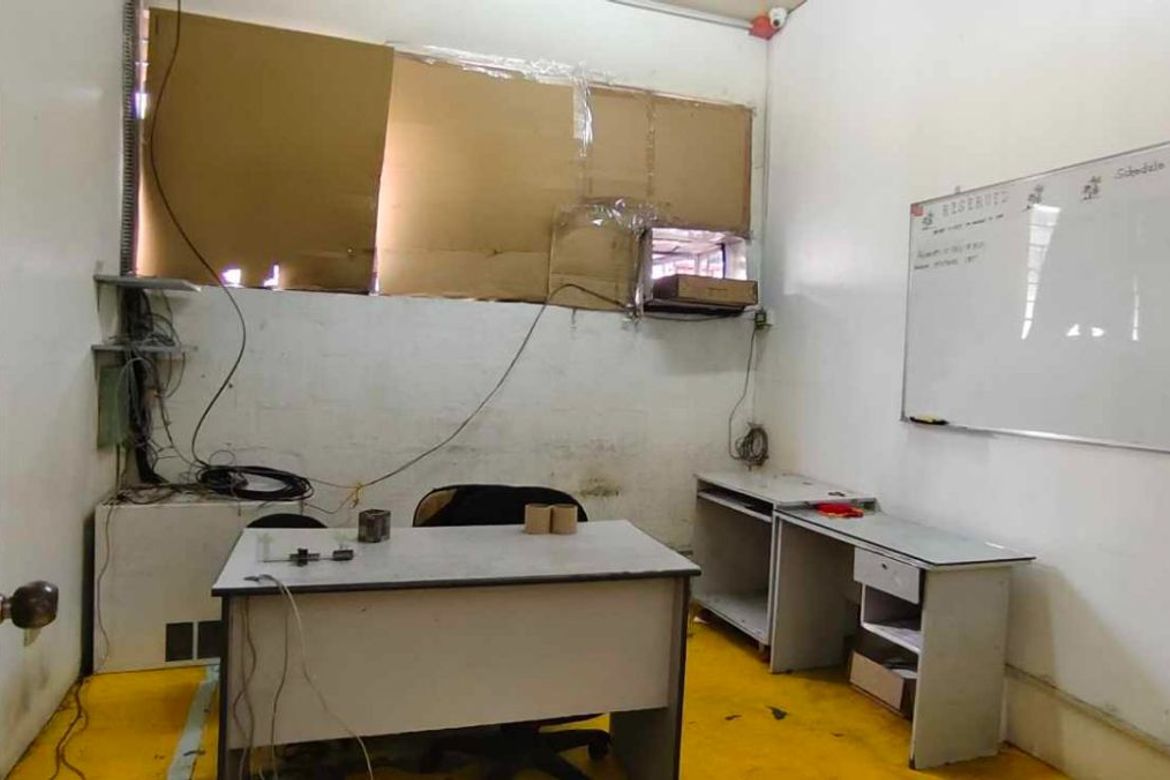 Warehouse / Factory for Sale in San Antonio, Quezon City, Metro Manila near LRT-1 Roosevelt – photo 2