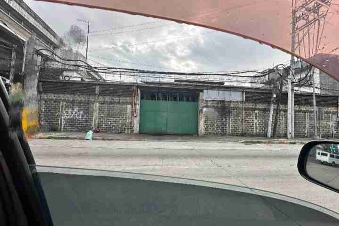 Warehouse / Factory for Sale in Santo Domingo, Quezon City, Metro Manila – photo 2