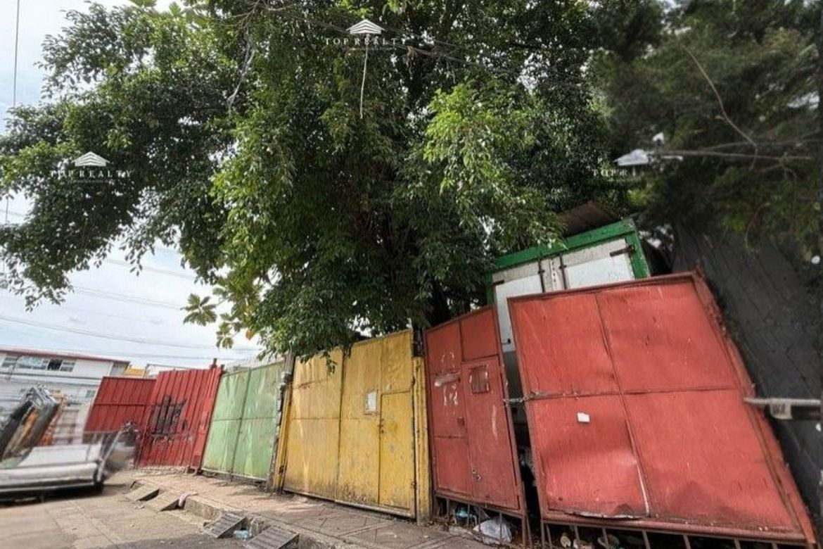 Warehouse / Factory for Sale in Socorro, Quezon City, Metro Manila near LRT-2 Araneta Center-Cubao – photo 3