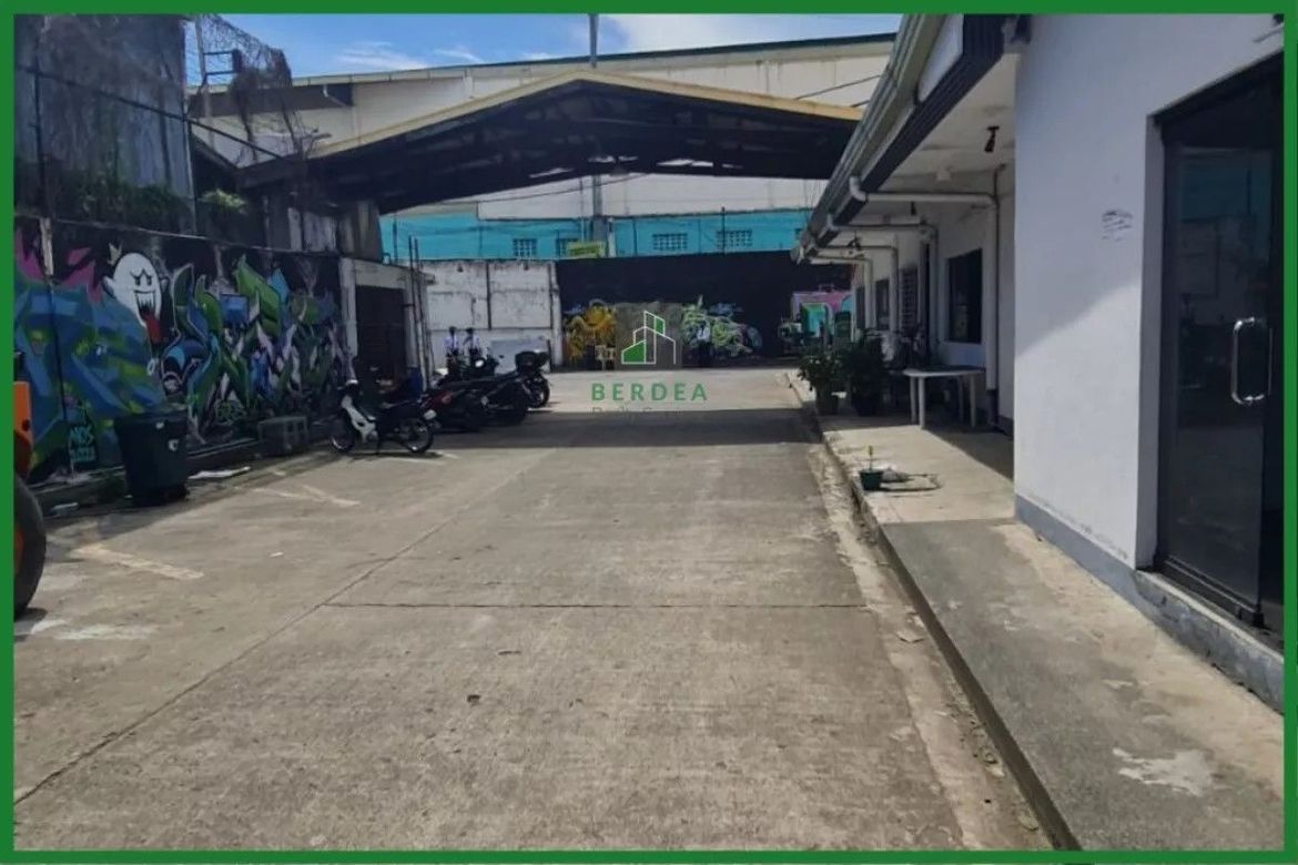 Warehouse / Factory for Sale in Sun Valley, Parañaque, Metro Manila