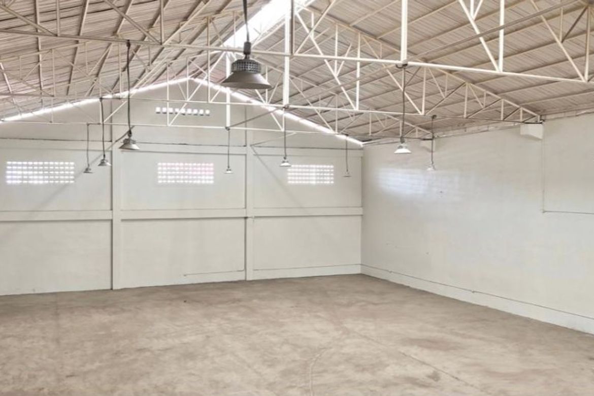 Warehouse / Factory for Sale in Tunasan, Muntinlupa, Metro Manila – photo 4