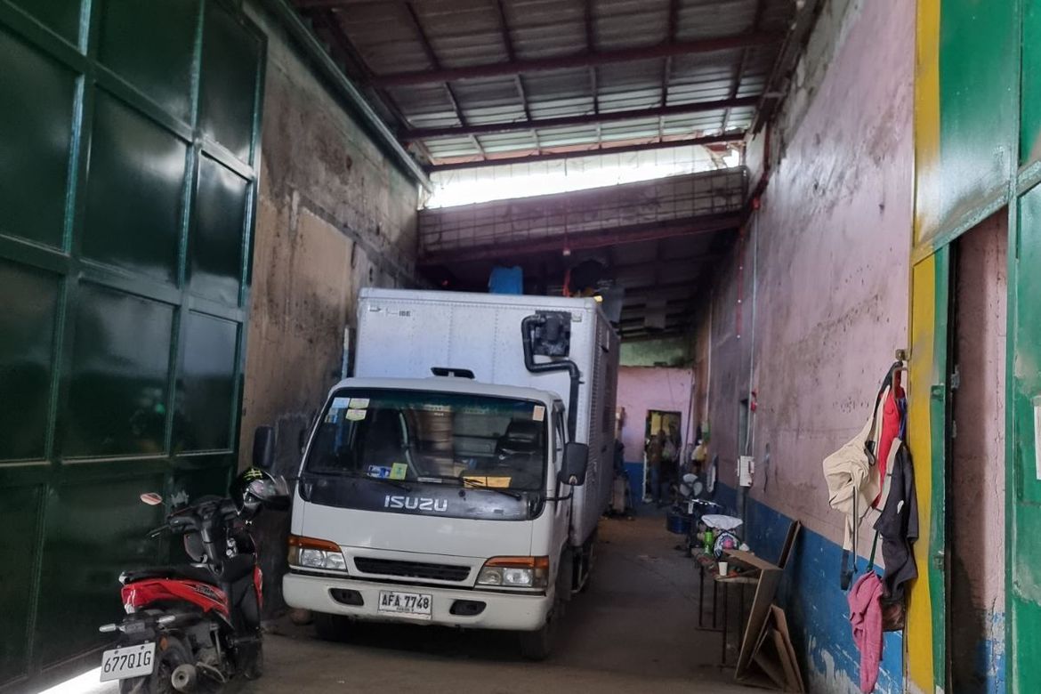 Warehouse / Factory for Sale in Ugong, Valenzuela, Metro Manila