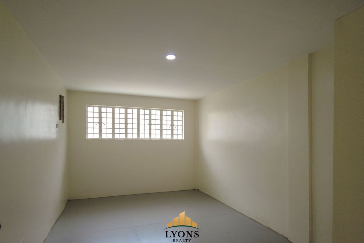 Warehouse / Factory for Sale in Ugong, Valenzuela, Metro Manila – photo 7