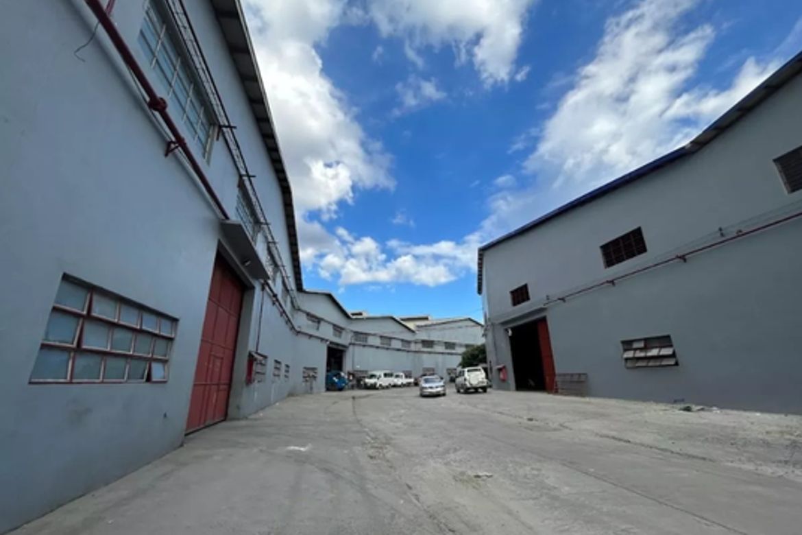 Warehouse / Factory for Sale in Viente Reales, Valenzuela, Metro Manila – photo 7